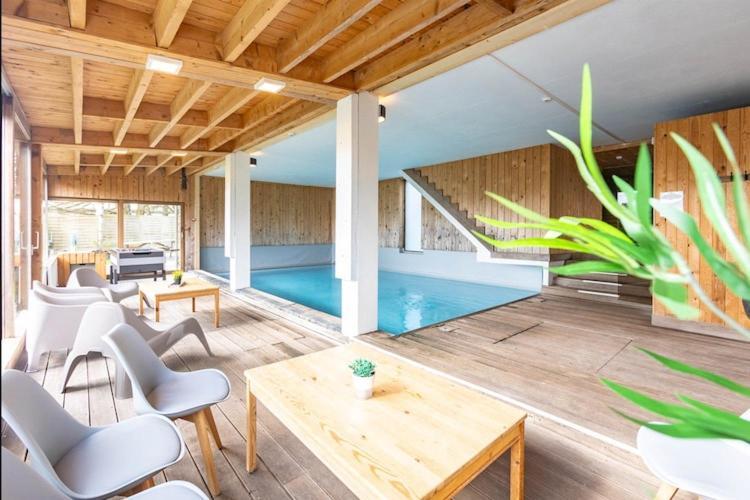 Charming Farmhouse In Waimes With Pool Eksteriør bilde